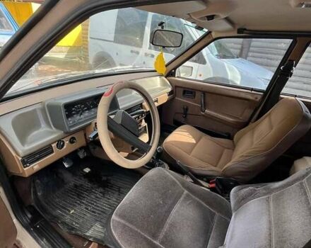 Бежевый ВАЗ 2109, объемом двигателя 1.3 л и пробегом 250 тыс. км за 950 $, фото 1 на Automoto.ua