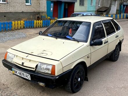 ВАЗ 2109 1987 в Житомире на Automoto.ua Бежевый ВАЗ 2109, объемом двигателя 1.3 л и пробегом 181 тыс. км за 650 $, фото 1 на Automoto.ua
