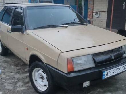 ВАЗ 2109 1987 в Кривом Роге на Automoto.ua Бежевый ВАЗ 2109, объемом двигателя 1.3 л и пробегом 150 тыс. км за 1100 $, фото 1 на Automoto.ua