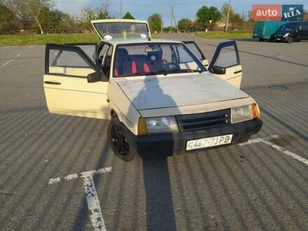 ВАЗ 2109 1988 у Луцьку на Automoto.ua Бежевий ВАЗ 2109, об'ємом двигуна 0 л та пробігом 230 тис. км за 1000 $, фото 1 на Automoto.ua