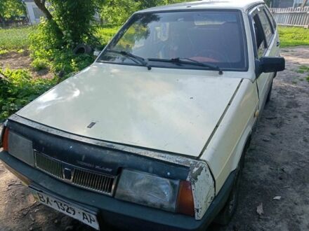 ВАЗ 2109 1988 у Хмельницькому на Automoto.ua Бежевий ВАЗ 2109, об'ємом двигуна 0 л та пробігом 200 тис. км за 350 $, фото 1 на Automoto.ua