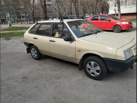 ВАЗ 2109 1989 в Запорожье на Automoto.ua Бежевый ВАЗ 2109, объемом двигателя 1.5 л и пробегом 95 тыс. км за 700 $, фото 1 на Automoto.ua