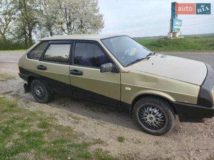 ВАЗ 2109 1989 в Хмельницком на Automoto.ua Бежевый ВАЗ 2109, объемом двигателя 1.5 л и пробегом 200 тыс. км за 900 $, фото 1 на Automoto.ua