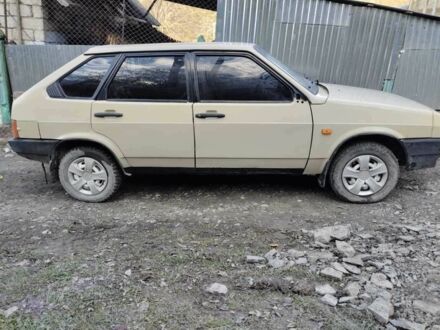 ВАЗ 2109 1989 в Борщеве на Automoto.ua Бежевый ВАЗ 2109, объемом двигателя 1.3 л и пробегом 1000 тыс. км за 600 $, фото 1 на Automoto.ua