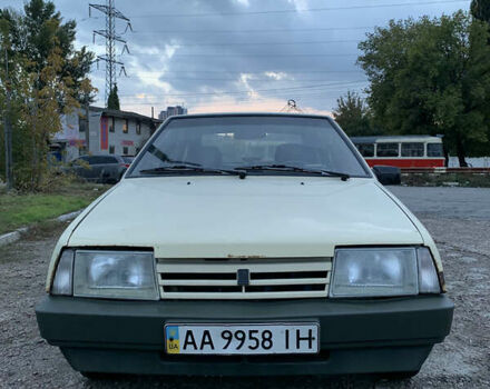 Бежевый ВАЗ 2109, объемом двигателя 1.3 л и пробегом 330 тыс. км за 830 $, фото 1 на Automoto.ua