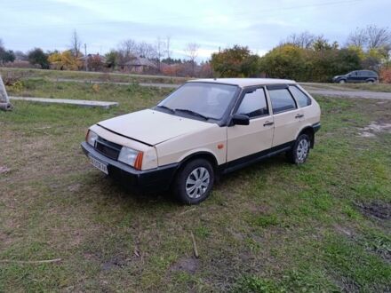 ВАЗ 2109 1989 у Миргороде на Automoto.ua Бежевий ВАЗ 2109, об'ємом двигуна 2 л та пробігом 1000 тис. км за 335 $, фото 1 на Automoto.ua