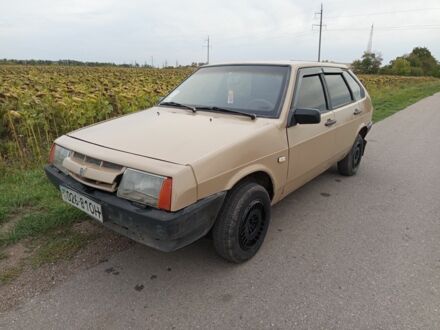 ВАЗ 2109 1990 в Александрие на Automoto.ua Бежевый ВАЗ 2109, объемом двигателя 1.3 л и пробегом 250 тыс. км за 850 $, фото 1 на Automoto.ua