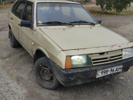 ВАЗ 2109 1991 в Царичанке на Automoto.ua Бежевый ВАЗ 2109, объемом двигателя 1.5 л и пробегом 17 тыс. км за 408 $, фото 1 на Automoto.ua