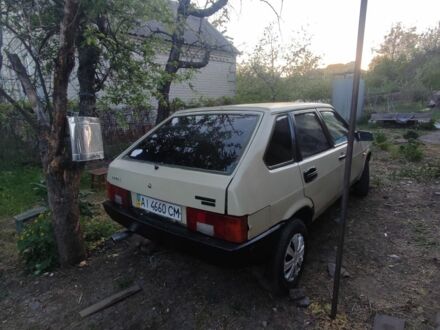 ВАЗ 2109 1991 в Павлограде на Automoto.ua Бежевый ВАЗ 2109, объемом двигателя 1.3 л и пробегом 90 тыс. км за 894 $, фото 1 на Automoto.ua