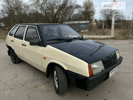 ВАЗ 2109 1992 у Хмельницькому на Automoto.ua Бежевий ВАЗ 2109, об'ємом двигуна 1.3 л та пробігом 94 тис. км за 1250 $, фото 1 на Automoto.ua