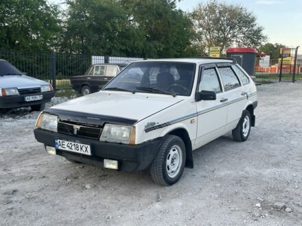 ВАЗ 2109 1992 у Вольногорске на Automoto.ua Бежевий ВАЗ 2109, об'ємом двигуна 1.3 л та пробігом 59 тис. км за 950 $, фото 1 на Automoto.ua