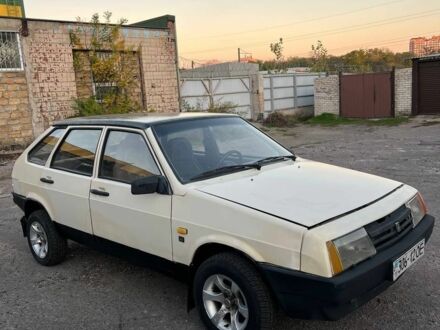 Бежевый ВАЗ 2109, объемом двигателя 1.1 л и пробегом 250 тыс. км за 800 $, фото 1 на Automoto.ua