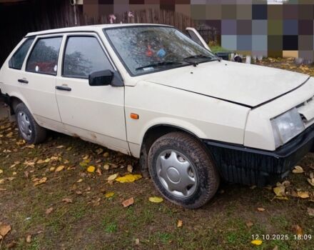 Бежевий ВАЗ 2109, об'ємом двигуна 1.3 л та пробігом 300 тис. км за 700 $, фото 1 на Automoto.ua