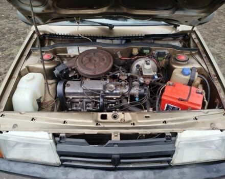 Бежевый ВАЗ 2109, объемом двигателя 1.5 л и пробегом 175 тыс. км за 600 $, фото 1 на Automoto.ua