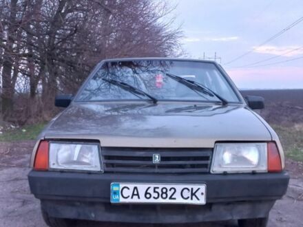 Бежевый ВАЗ 2109, объемом двигателя 1.5 л и пробегом 260 тыс. км за 750 $, фото 1 на Automoto.ua