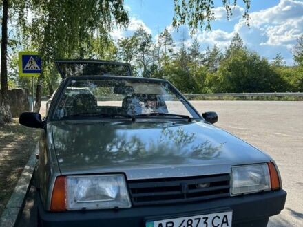ВАЗ 2109 2001 у Ямпіль на Automoto.ua Бежевий ВАЗ 2109, об'ємом двигуна 1.5 л та пробігом 240 тис. км за 1100 $, фото 1 на Automoto.ua