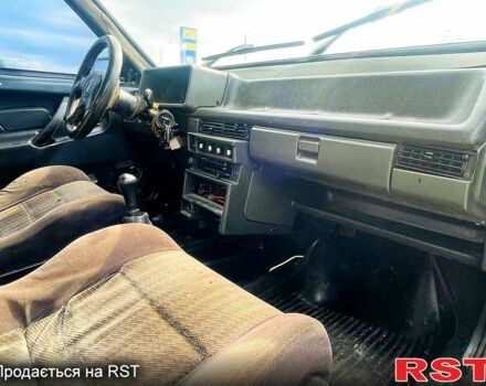 ВАЗ 2109 1989 в Новомосковске на Automoto.ua Черный ВАЗ 2109, объемом двигателя 1.5 л и пробегом 140 тыс. км за 999 $, фото 4 на Automoto.ua