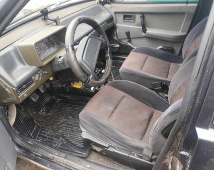 Черный ВАЗ 2109, объемом двигателя 1.5 л и пробегом 100 тыс. км за 750 $, фото 4 на Automoto.ua