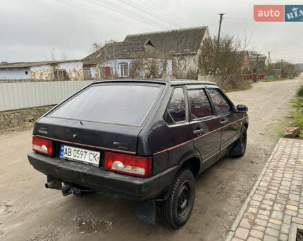 Черный ВАЗ 2109, объемом двигателя 1.5 л и пробегом 150 тыс. км за 799 $, фото 2 на Automoto.ua