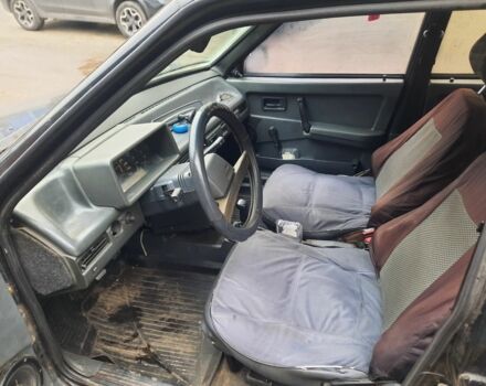 Черный ВАЗ 2109, объемом двигателя 1.5 л и пробегом 200 тыс. км за 700 $, фото 4 на Automoto.ua