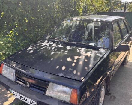 Черный ВАЗ 2109, объемом двигателя 1.5 л и пробегом 300 тыс. км за 350 $, фото 4 на Automoto.ua