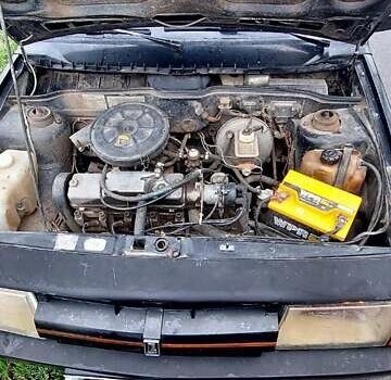 Черный ВАЗ 2109, объемом двигателя 1.5 л и пробегом 80 тыс. км за 1400 $, фото 2 на Automoto.ua