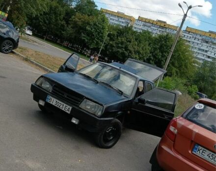 Черный ВАЗ 2109, объемом двигателя 9 л и пробегом 1000 тыс. км за 424 $, фото 2 на Automoto.ua