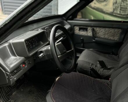 Черный ВАЗ 2109, объемом двигателя 1.5 л и пробегом 80 тыс. км за 1010 $, фото 5 на Automoto.ua