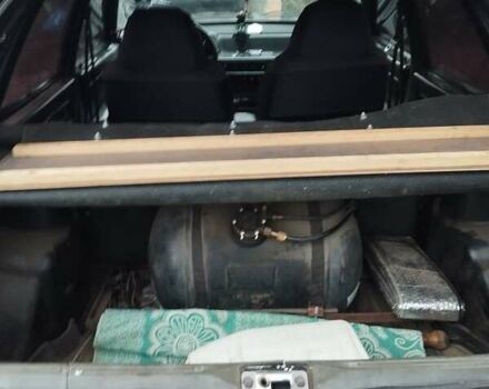 Черный ВАЗ 2109, объемом двигателя 1.5 л и пробегом 380 тыс. км за 1300 $, фото 4 на Automoto.ua