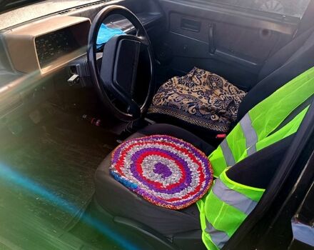 Черный ВАЗ 2109, объемом двигателя 1.3 л и пробегом 120 тыс. км за 1050 $, фото 3 на Automoto.ua