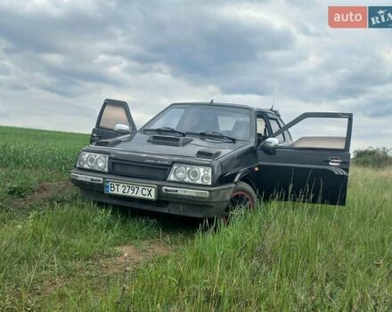 Черный ВАЗ 2109, объемом двигателя 1.3 л и пробегом 111 тыс. км за 650 $, фото 4 на Automoto.ua