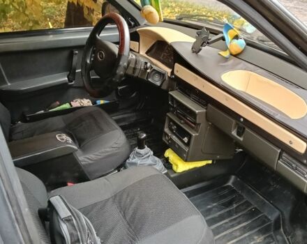 Черный ВАЗ 2109, объемом двигателя 1.5 л и пробегом 120 тыс. км за 1619 $, фото 4 на Automoto.ua