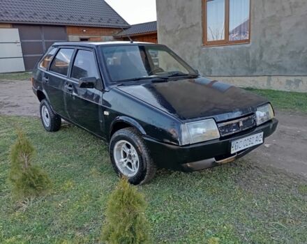 Чорний ВАЗ 2109, об'ємом двигуна 1.5 л та пробігом 180 тис. км за 650 $, фото 2 на Automoto.ua