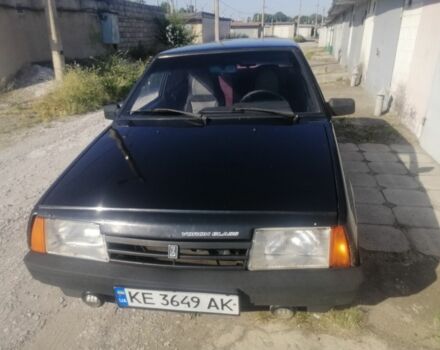 Черный ВАЗ 2109, объемом двигателя 1.5 л и пробегом 300 тыс. км за 1334 $, фото 2 на Automoto.ua