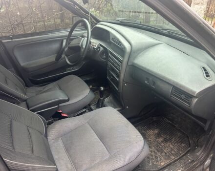 Черный ВАЗ 2109, объемом двигателя 1.6 л и пробегом 200 тыс. км за 1999 $, фото 4 на Automoto.ua