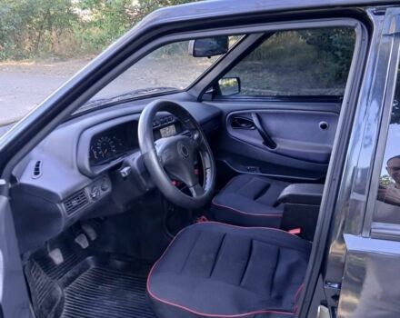 Чорний ВАЗ 2109, об'ємом двигуна 1.6 л та пробігом 176 тис. км за 2550 $, фото 7 на Automoto.ua