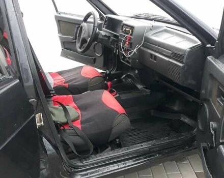 Черный ВАЗ 2109, объемом двигателя 1.5 л и пробегом 40 тыс. км за 2000 $, фото 3 на Automoto.ua