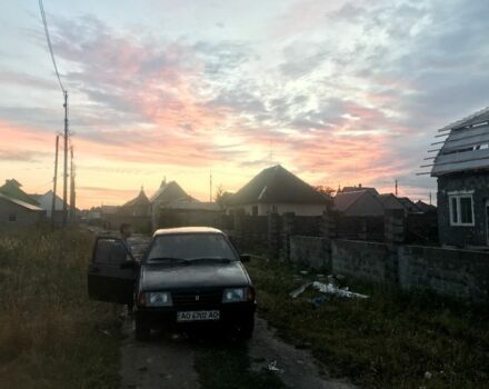 Черный ВАЗ 2109, объемом двигателя 1.6 л и пробегом 388 тыс. км за 1285 $, фото 3 на Automoto.ua