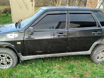 Черный ВАЗ 2109, объемом двигателя 1.5 л и пробегом 240 тыс. км за 800 $, фото 1 на Automoto.ua