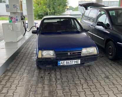 ВАЗ 2109 1996 в Хмельницком на Automoto.ua Фиолетовый ВАЗ 2109, объемом двигателя 0 л и пробегом 200 тыс. км за 600 $, фото 1 на Automoto.ua
