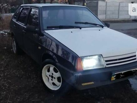 ВАЗ 2109 2000 у Києві на Automoto.ua Фіолетовий ВАЗ 2109, об'ємом двигуна 1.5 л та пробігом 200 тис. км за 1300 $, фото 1 на Automoto.ua