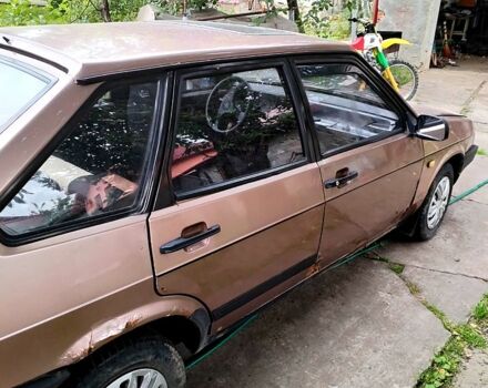 Коричневый ВАЗ 2109, объемом двигателя 1.3 л и пробегом 300 тыс. км за 430 $, фото 2 на Automoto.ua