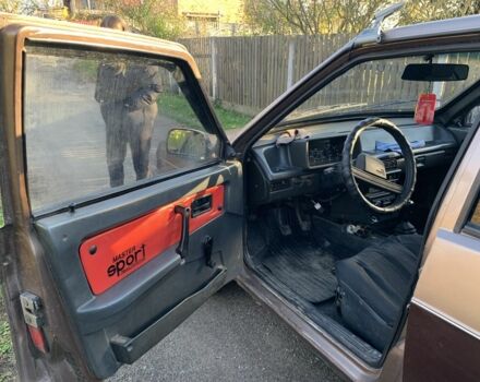 ВАЗ 2109 1995 в Буче на Automoto.ua Коричневый ВАЗ 2109, объемом двигателя 1.3 л и пробегом 176 тыс. км за 1250 $, фото 9 на Automoto.ua