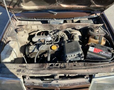 Коричневый ВАЗ 2109, объемом двигателя 1.5 л и пробегом 300 тыс. км за 905 $, фото 4 на Automoto.ua