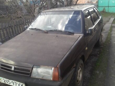 ВАЗ 2109 1994 в Чугуеве на Automoto.ua Коричневый ВАЗ 2109, объемом двигателя 1.5 л и пробегом 150 тыс. км за 350 $, фото 1 на Automoto.ua