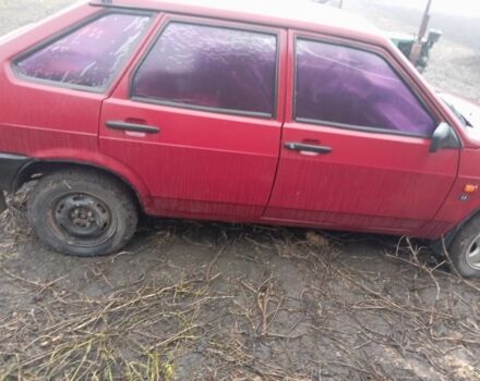 Красный ВАЗ 2109, объемом двигателя 1.5 л и пробегом 370 тыс. км за 404 $, фото 2 на Automoto.ua