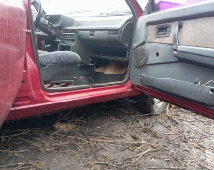 Красный ВАЗ 2109, объемом двигателя 1.5 л и пробегом 370 тыс. км за 404 $, фото 13 на Automoto.ua