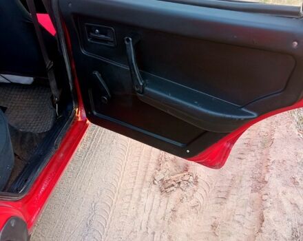 Красный ВАЗ 2109, объемом двигателя 1.6 л и пробегом 180 тыс. км за 950 $, фото 7 на Automoto.ua