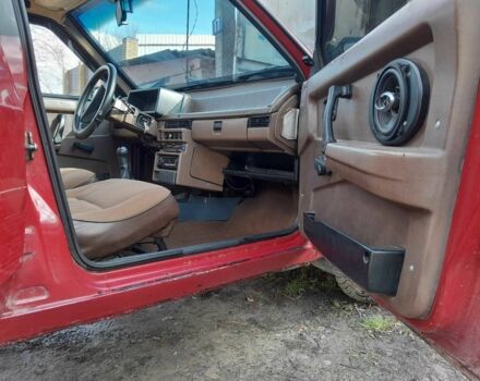 Красный ВАЗ 2109, объемом двигателя 1.5 л и пробегом 250 тыс. км за 1000 $, фото 12 на Automoto.ua