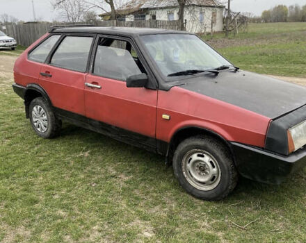 Красный ВАЗ 2109, объемом двигателя 1.5 л и пробегом 85 тыс. км за 875 $, фото 6 на Automoto.ua